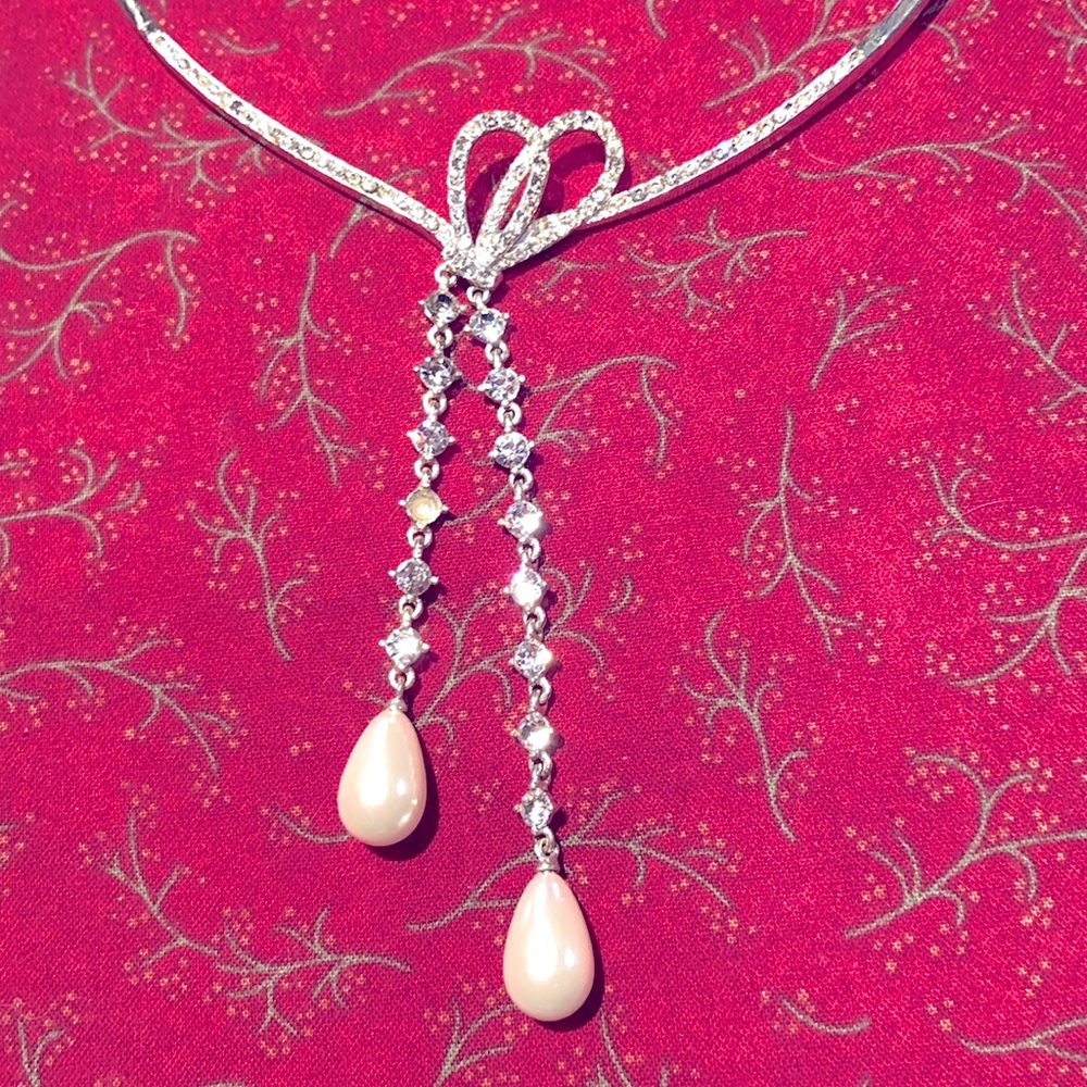 Vince Camuto Necklace